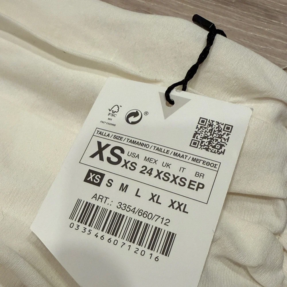 New Zara Cream Beachy Skirt